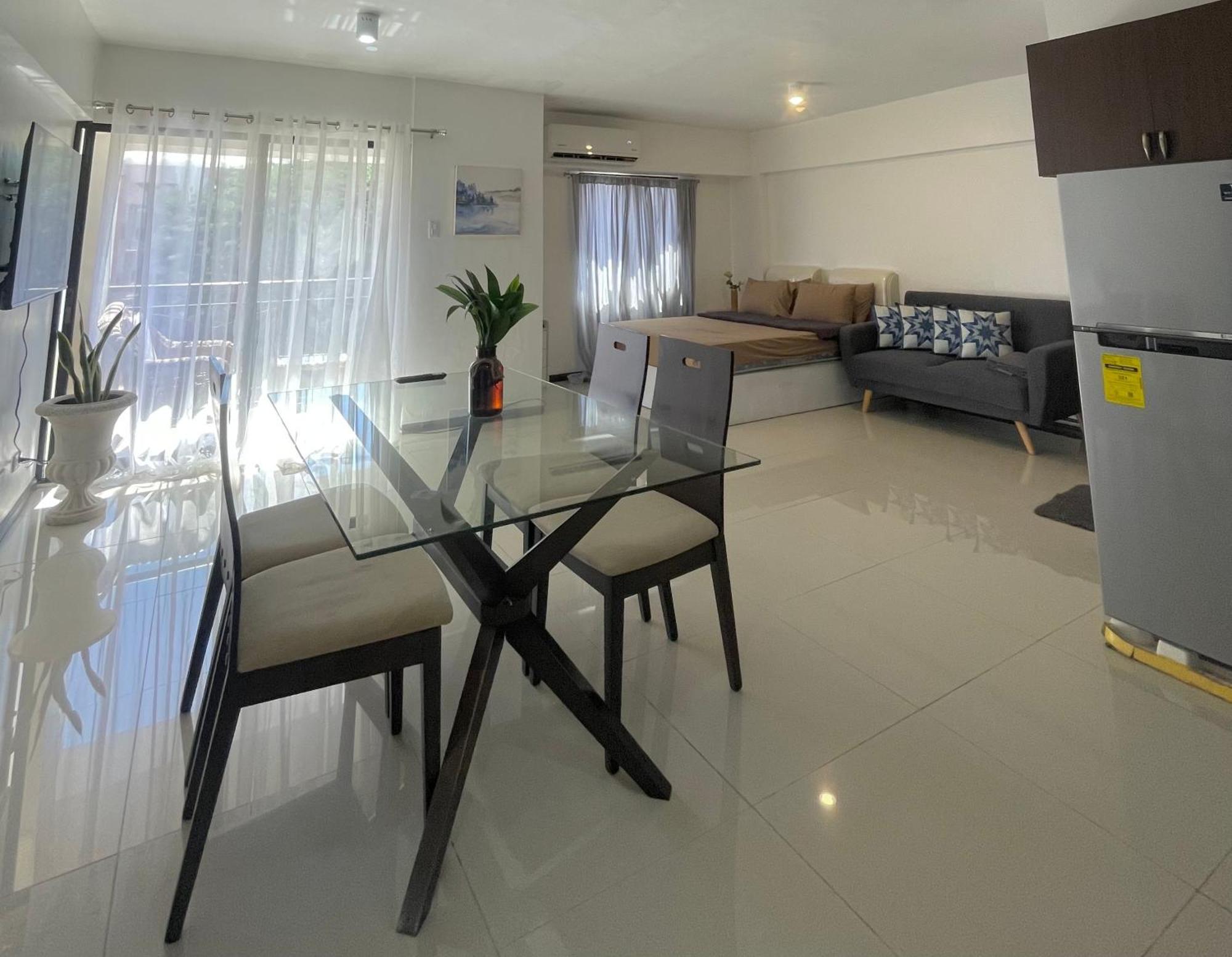 The Premier Suite Lapu-Lapu City Exterior photo